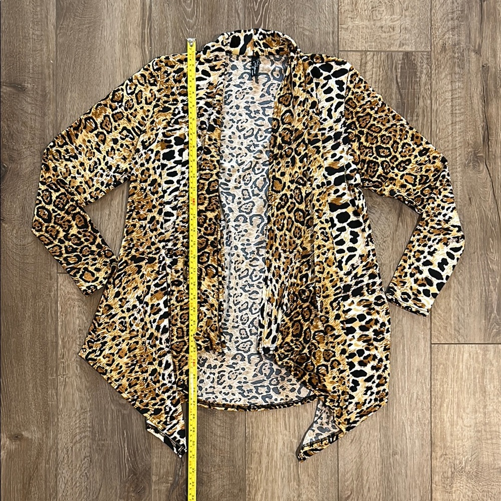 NWOT - FASHQUE STUDIO Leopard Print Women's Duster - Picture 7 of 10
